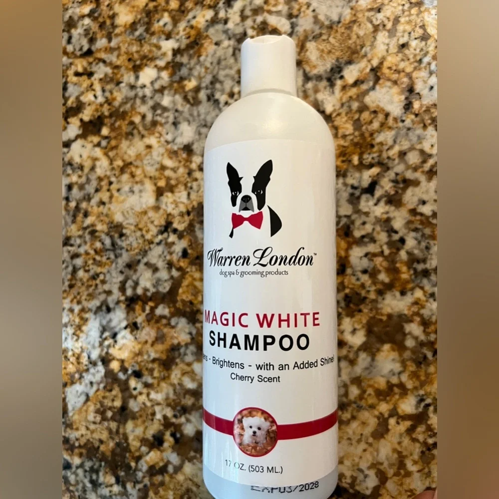 Magic White Shampoo for Dogs - White